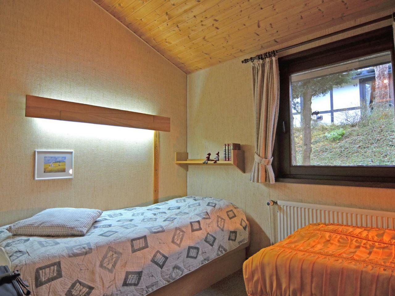 Furnished Bungalow With Peaceful Neighbourhood Meschede Exterior photo